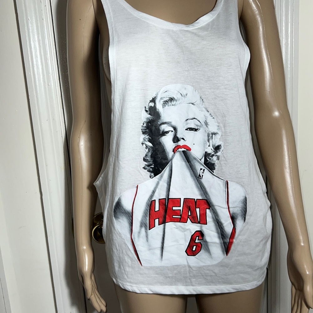 Miami Heat Marilyn Monroe Graphic Tank Top